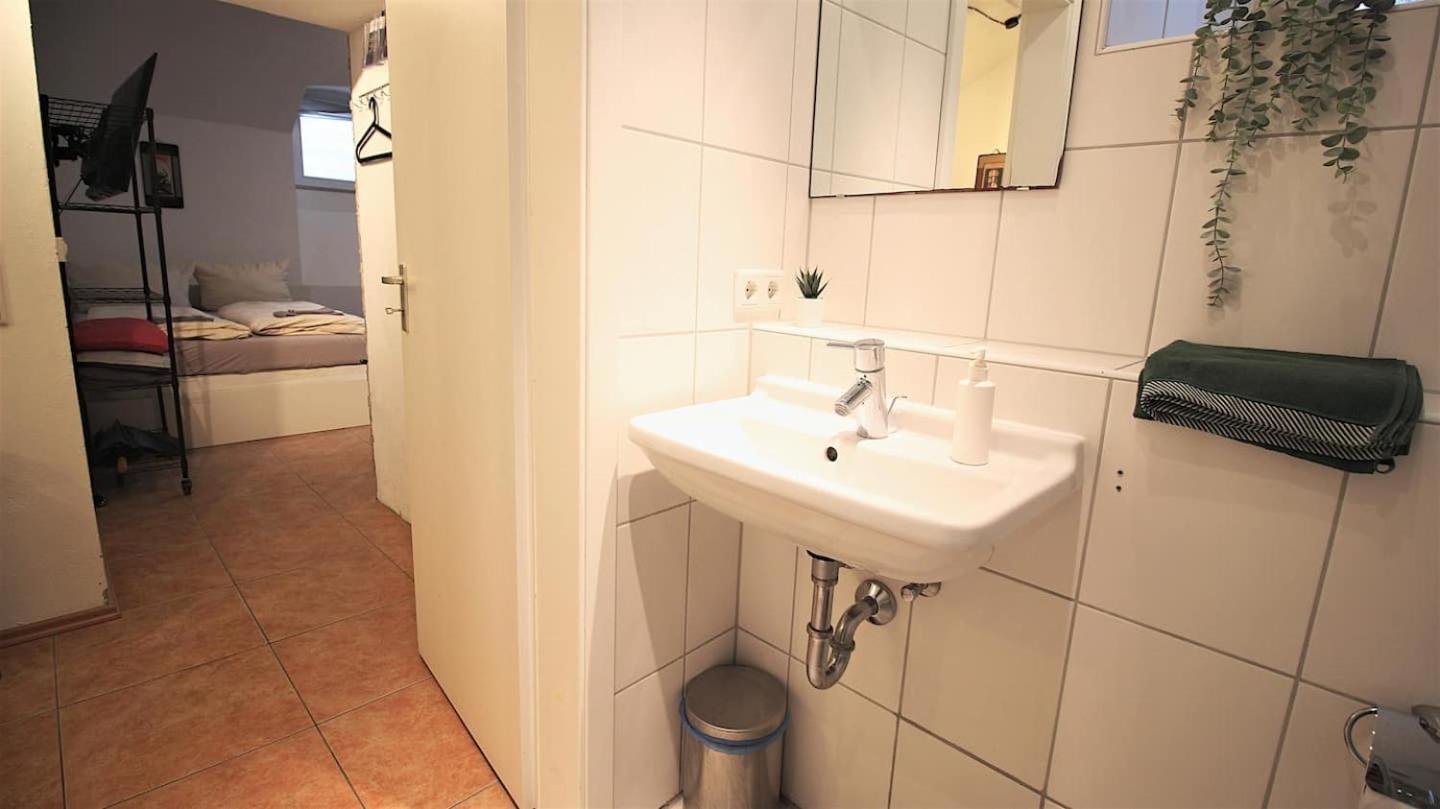 Fully Equipped Apartment Near Main Station 뷔르츠부르크 외부 사진